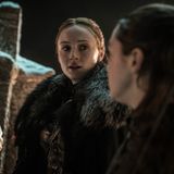Nehmen auch an der Schlacht teil: Die beiden Schwestern Arya und Sansa Stark. Während Arya mit ihrer neuen Waffe (Kudos noch einmal an Gendry, den Schmied) den einen oder anderen Weißen Wanderer erledigen dürfte ...