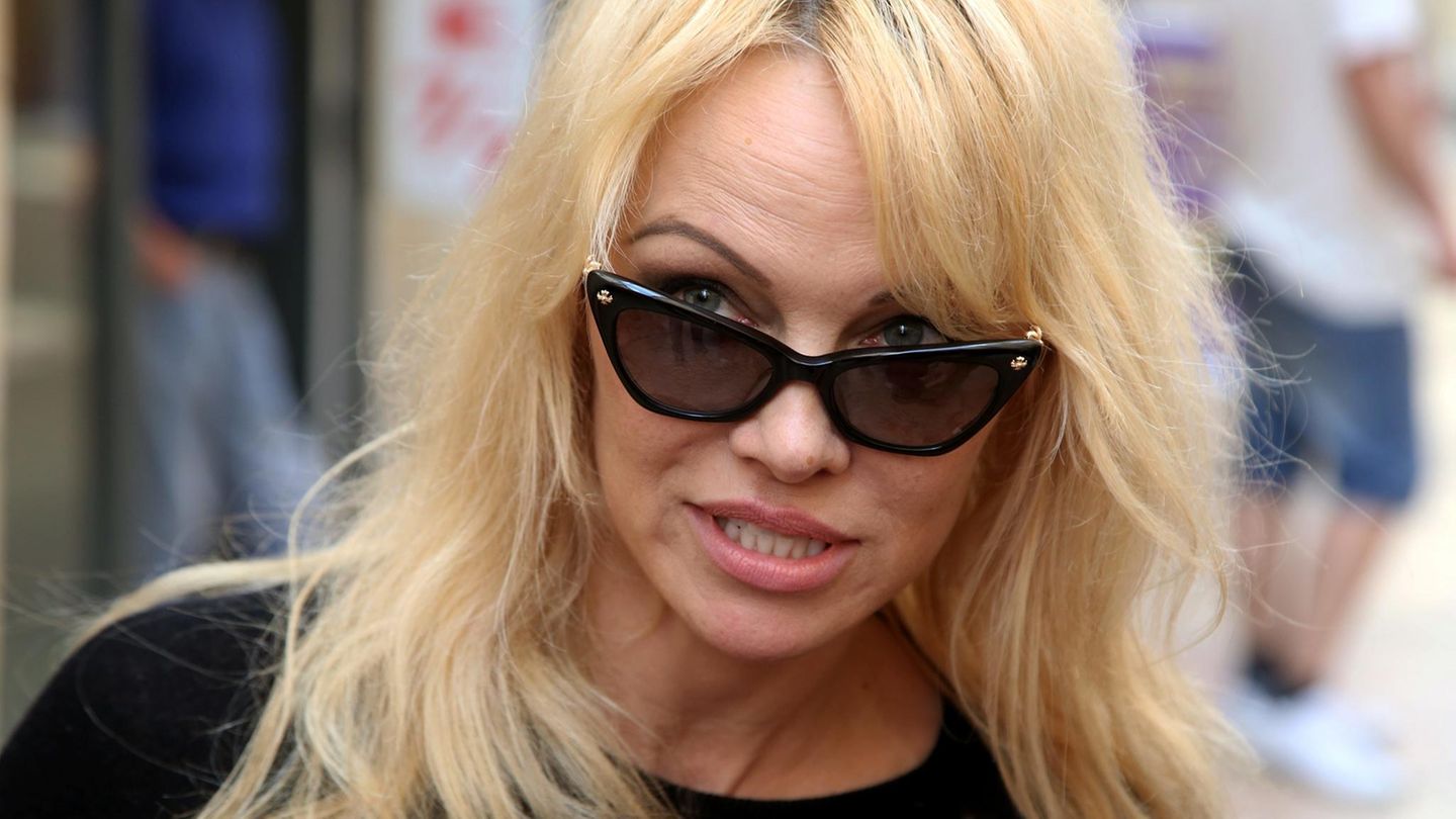 Pamela Anderson