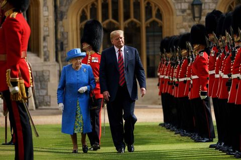 Queen Elizabeth II. Donald Trump