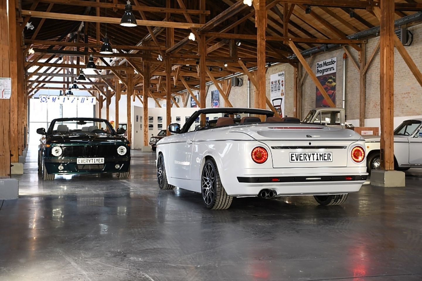 Everytimer ETA 02 Cabrio - zu Besuch im Mazda-Museum