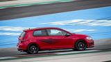 Die Abmessungen bleiben zum Vorgänger fast identisch (Bild: VW Golf GTI TCR)