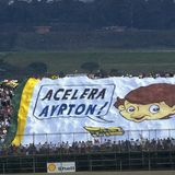 Ein großes Plakat für Ayrton Senna