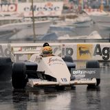 Ayrton Senna fährt im Regen