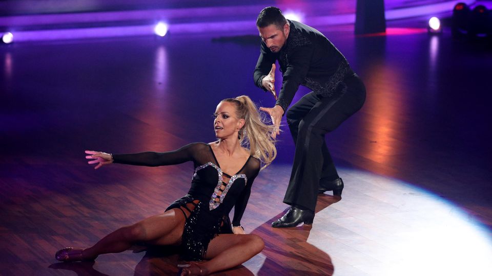 RTL-Tanzshow: "Let's Dance": Massimo motzt und "Mocki" muss gehen RTL-Tanzshow: "Let's Dance": Massimo motzt und "Mocki" muss gehen