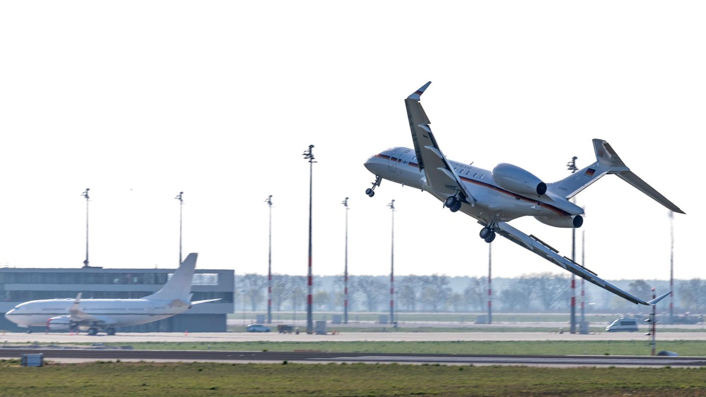 Global 5000 Schönefeld