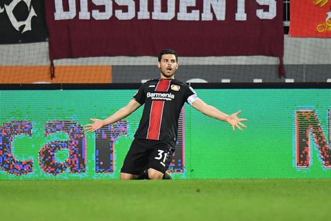 Leverkusens Volland nach dem 1:1 gegen Augsburg