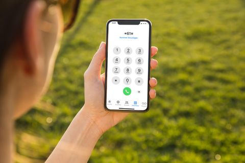 Mit den Zahlencodes schaltet man sehr einfach über die Telefon-App Funktionen des iPhones frei