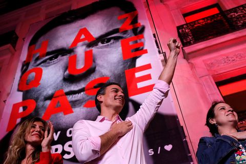 Ministerpräsident Pedro Sánchez nach dem Wahlsieg