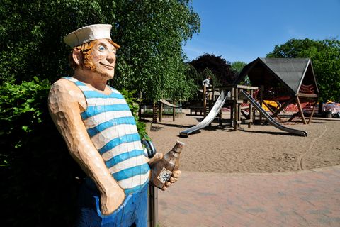Hamburg mit Kindern: Spielplatz Bullerberge in Planten un Blomen
