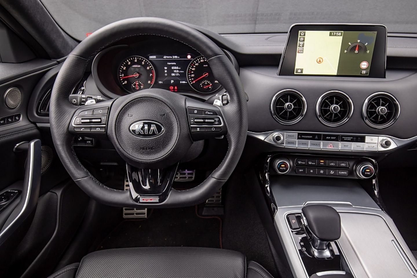 Das Cockpit ist klar gegliedert