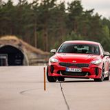 Die Lenkung fühlt sich etwas synthetisch an