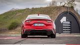 Das ist die Seite, die die meisten Kia Stinger GT 3.3 T GDi AWD aufgrund der Höchstgeschwindigkeit von 270 km/h zu sehen bekomme
