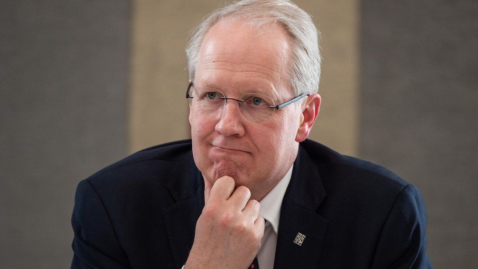 Stefan Schostok (SPD), Oberbürgermeister Stadt Hannover, tritt von seinem Amt zurück Stefan Schostok (SPD), Oberbürgermeister Stadt Hannover, tritt von seinem Amt zurück