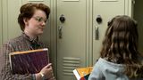 Netflix-Outfits: "Stranger Things" mit Shannon Purser als Barbara Holland