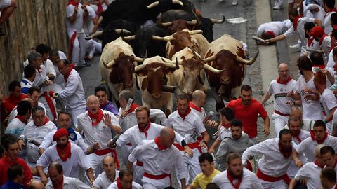 Unser Bild zeigt die Stierhatz in Pamplona im Juli des vergangenen Jahres (Archivbild)