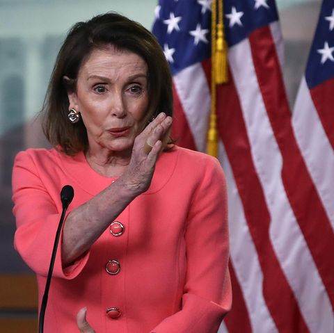 Nancy Pelosi bezichtigt US-Justisminister William Barr der Lüge