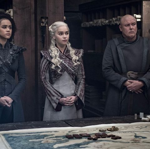 Gebrochenes Versprechen: Hier kämpfen Daenerys und Varys noch für die gleiche Sache. Doch einige Momente später wendet sich das Blatt - wegen einer geschickten Aktion Sansas.