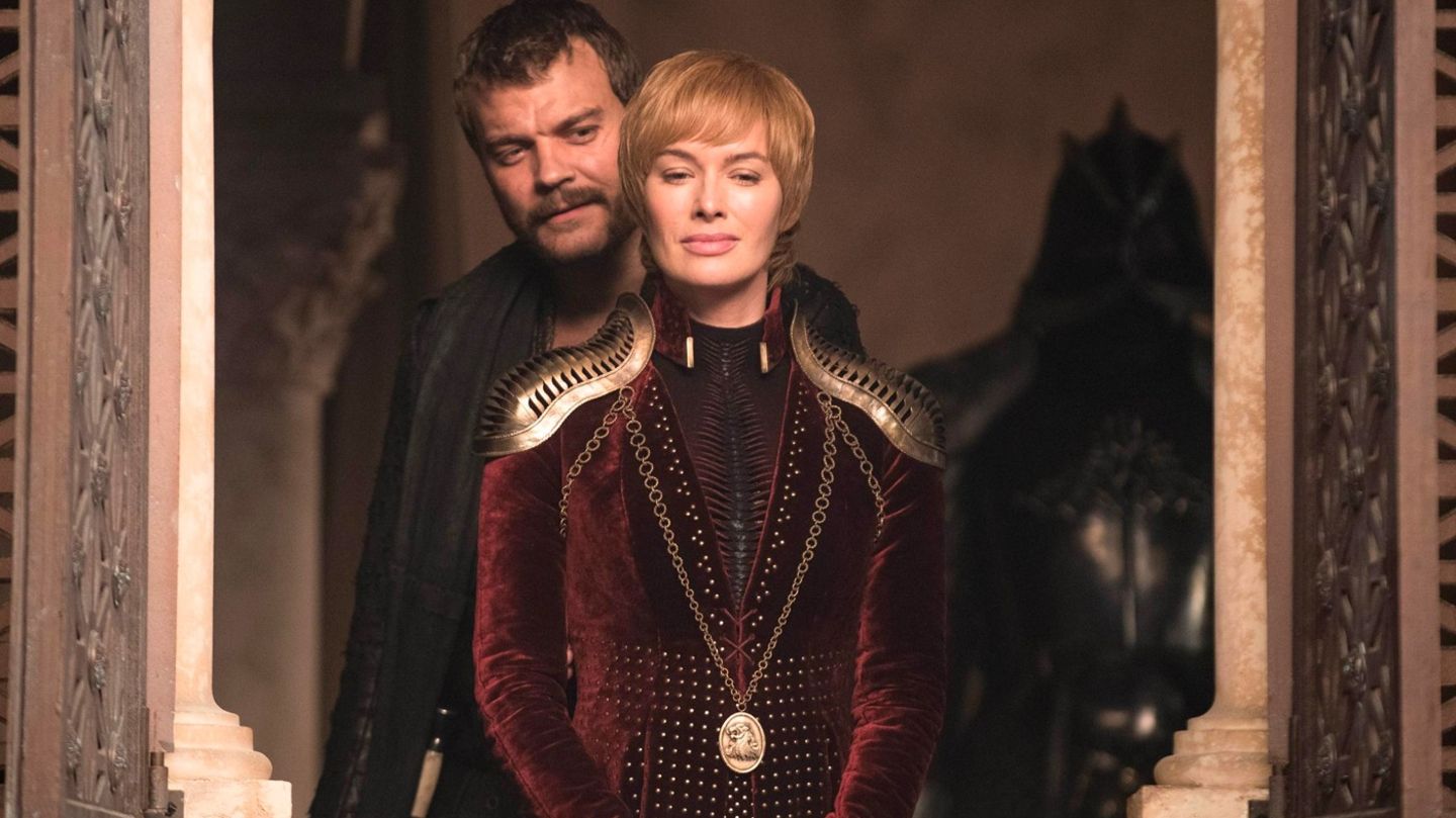 Serien-Hit: Cersei Lennister und Euron Graufreud haben gut Lachen: Der Nachtkönig hat die Armee ihrer Gegner ordentlich dezimiert.