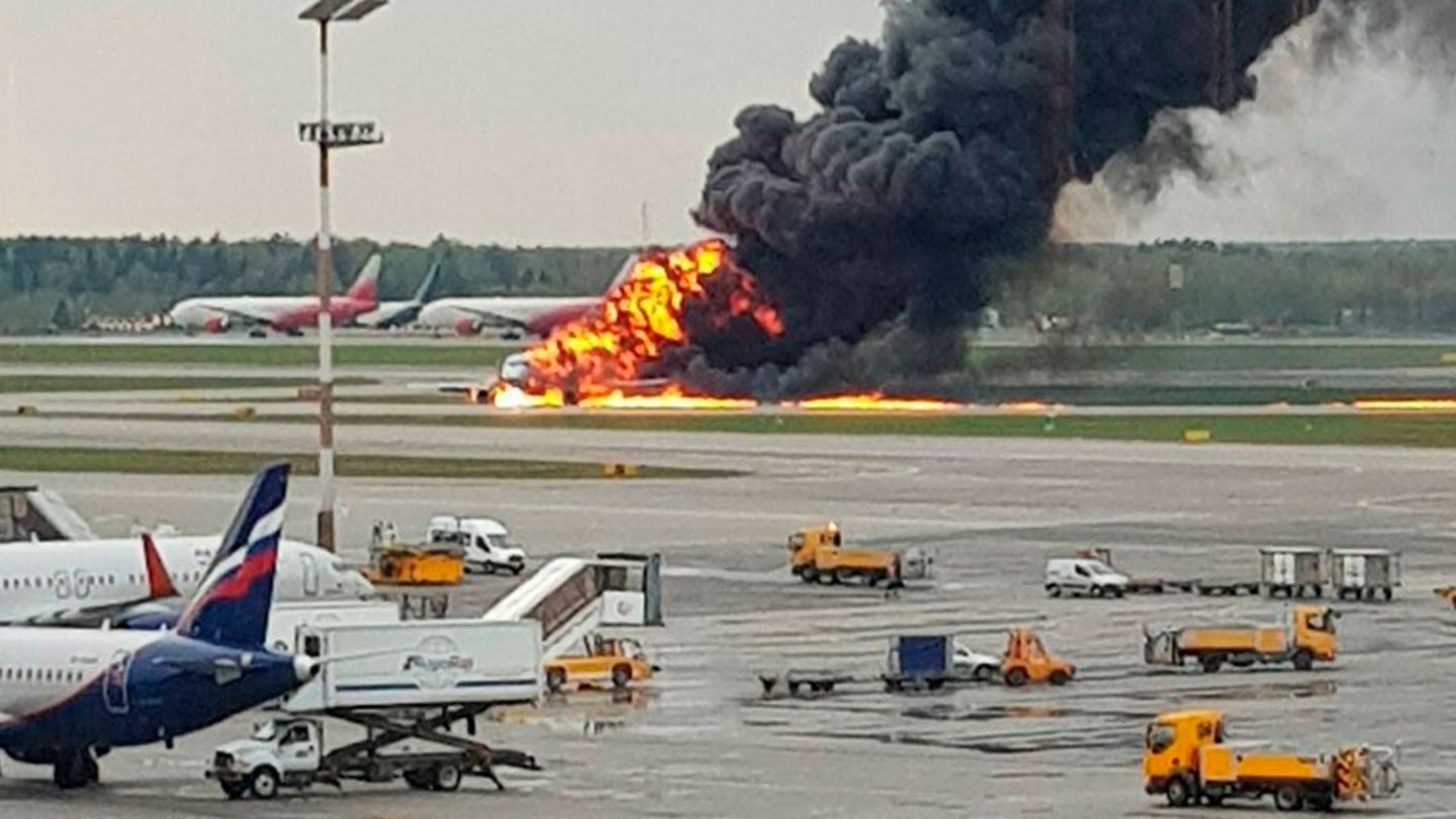 Über 70 Passagiere gerieten in das Flammeninferno, mindestens 13 wurden Opfer des Feuers