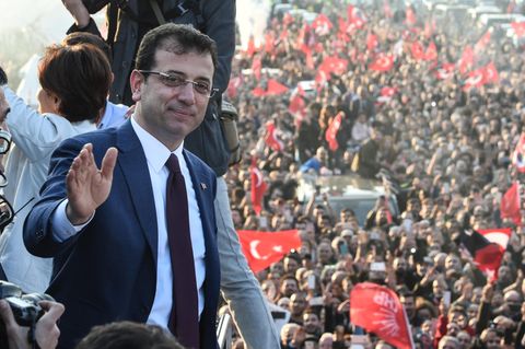 Istanbul - Bürgermeisterwahl wird wiederholt - Ekrem Imamoglu nur kurz im Amt?