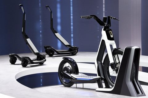 Der E-Scooter "Streetmate" von VW und "Niu" wurde im letzten Jahr beim Genfer Autosalon vorgestellt