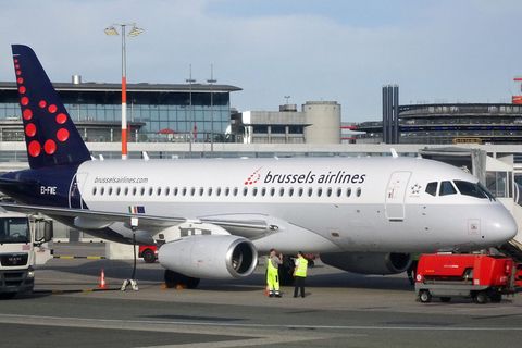 Von 2017 bis 2018 flogen einige Exemplare des Sukhoi Superjets 100 mit irischer Zulasung für Brussels Airlines auf Europastrecken.
