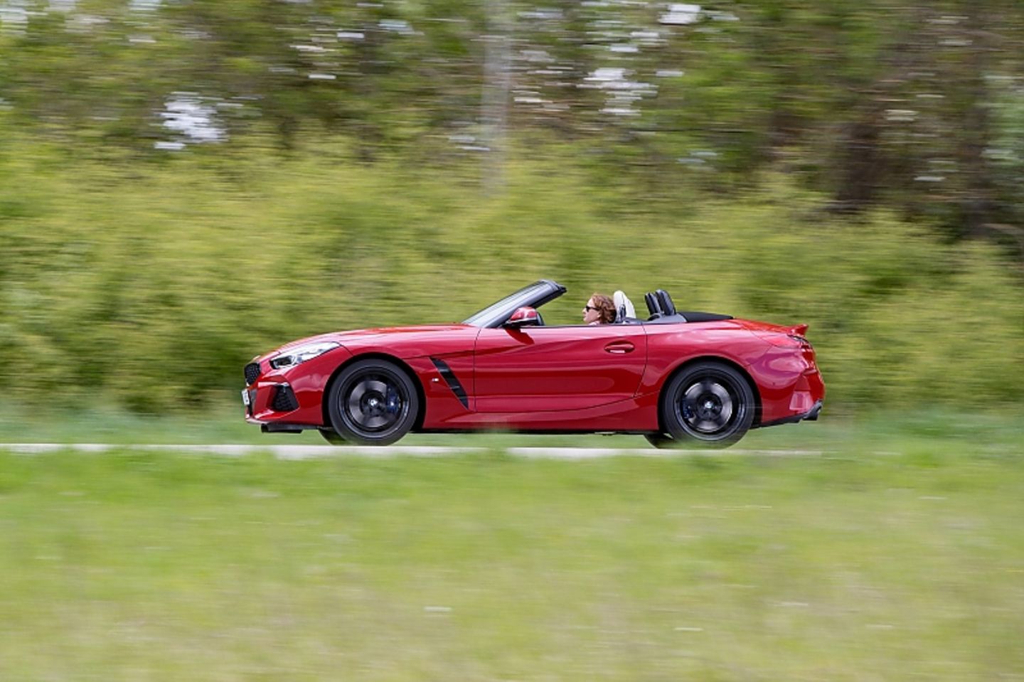 Der BMW Z4 sDrive30i lässt sich agil bewegen