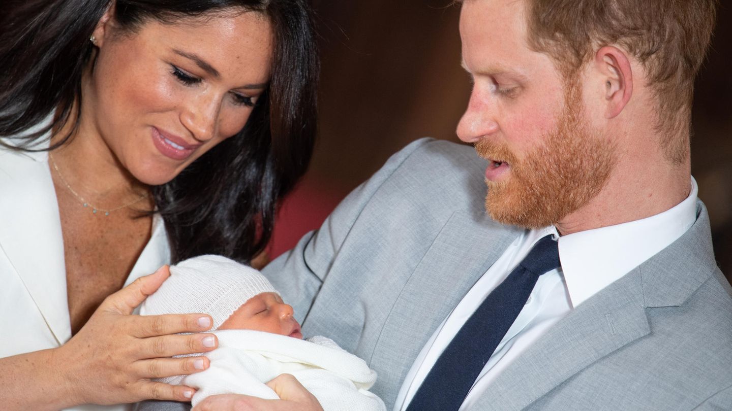 Meghan und Harry mit ihrem Sohn
