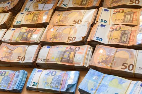 Den Gürtel enger schnallen: Die Steuereinnahmen des Staates sinken in den nächsten Jahren spürbar