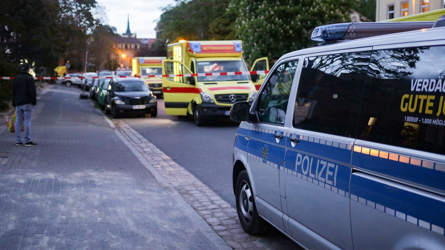 Polizei und Rettungskräfte in Dresden
