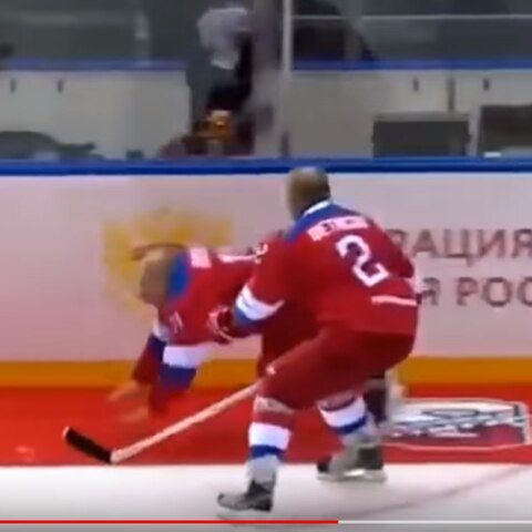 Wladimir Putin - Eishockey - Sotschi - Sturz