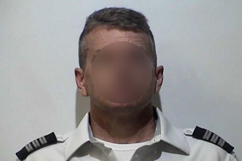 Pilot Christian M. wurde wegen Verdacht des dreifachen Mordes von der Polizei festgenommen