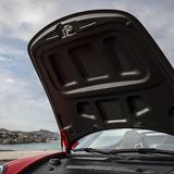 Die Heckklappe wiegt nur zehn Kilogramm