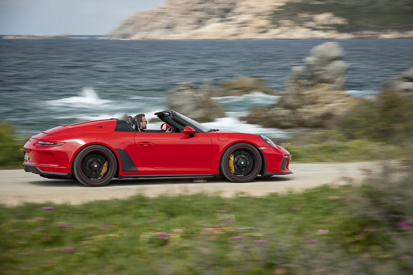 Der Porsche 911 Speedster lässt sich entspannt schnell bewegen