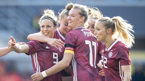 Commerzbank-Spot: Fußball-Frauen zeigen sich lässig zur WM 2019