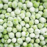 Erbsen  TK-Erbsen sind in puncto Vitamingehalt oft den frischen Erbsen überlegen, denn sie werden direkt nach der Ernte schockgefroren. Wegen der Kälte bleiben Farbe und Geschmack oft gut erhalten, sodass keine Zusatzstoffe benötigt werden.