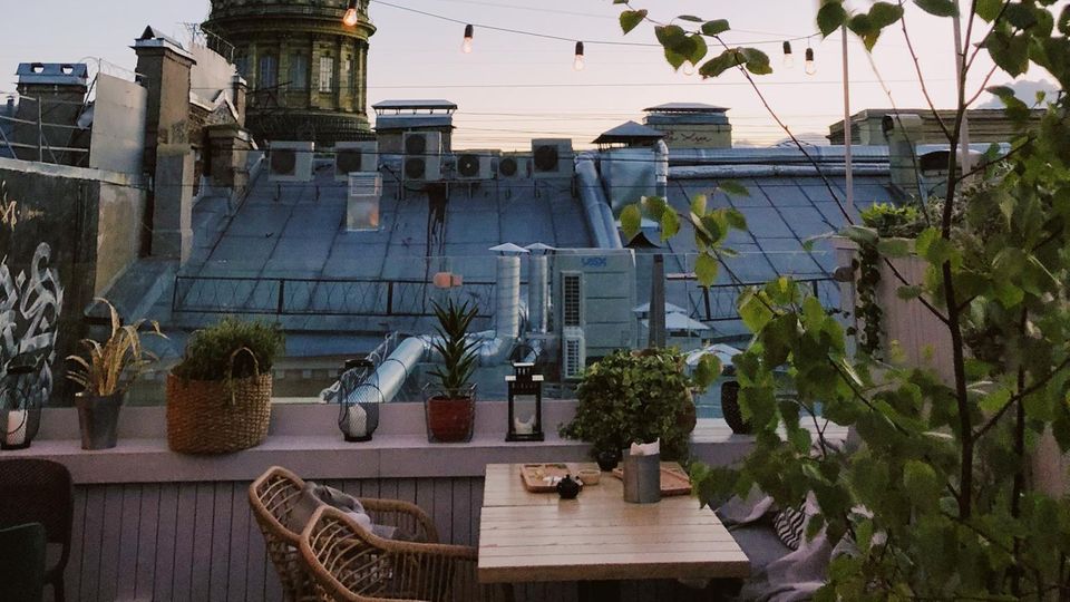 Das Leben auf Balkonien lässt sich besonders im Sommer genießen