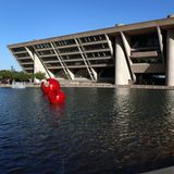 Das Rathaus von Dallas, die Dallas City Hall.