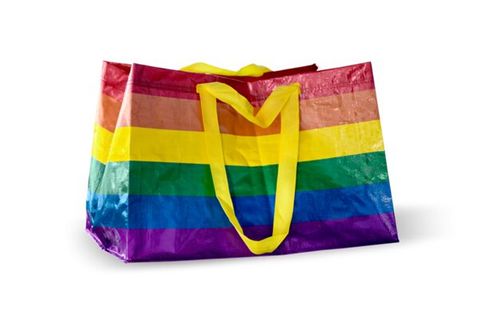 Ikea-Tasche in Regenbogenfarben