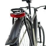 Guter Kompromiss von Design und Funktionalität: Die Schmutzfänger stecken auch schon mal einen Schlag weg.