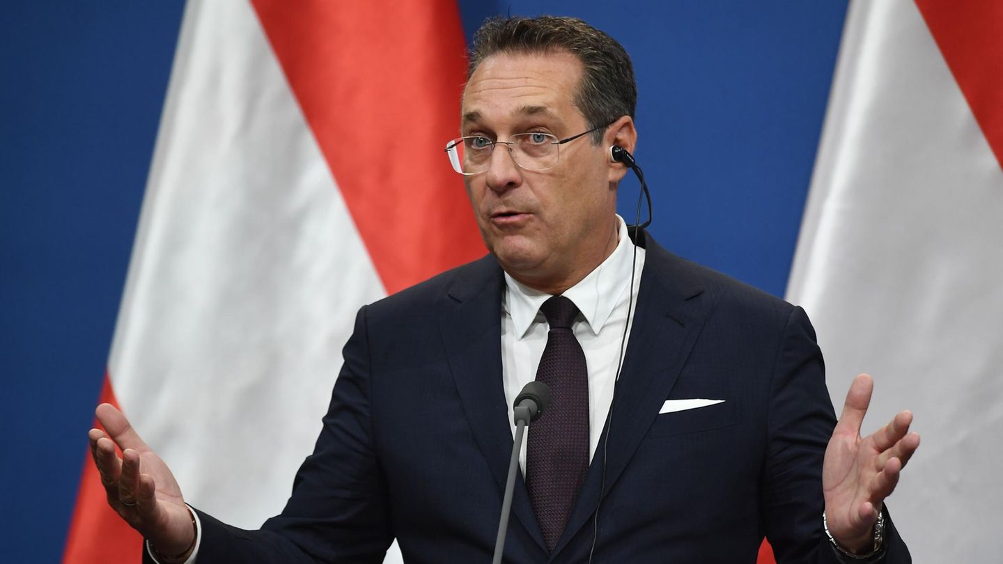 Österreichs Vizekanzler und FPÖ-Chef Strache ist massiv ins Zwielicht geraten.