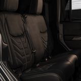 Im Inneren der Bat-Höhle lässt es sich komfortabel hausen