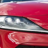 Jeweils drei LED-Leuchten sorgen im Toyota GR Supra für gute Sicht bei Nacht