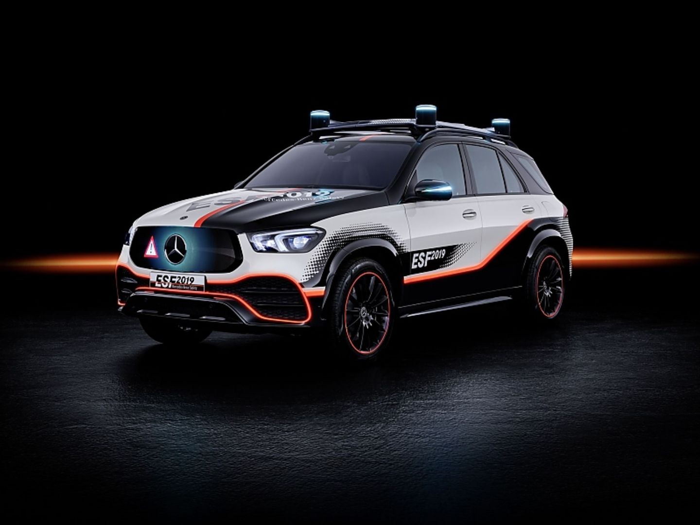 Der Mercedes ESF 2019 basiert auf einem GLE
