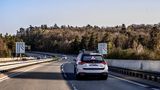Der Mercedes ESF 2019 nutzt die Sensoren, die für das autonome Fahren nötig sind