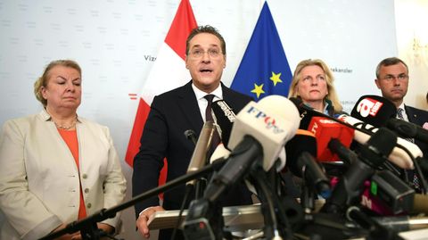 Heinz-Christian Strache bei der Pressekonferenz zu seinem Rücktritt