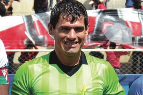 Schiedsrichter Víctor Hugo Hurtado aus Bolivien