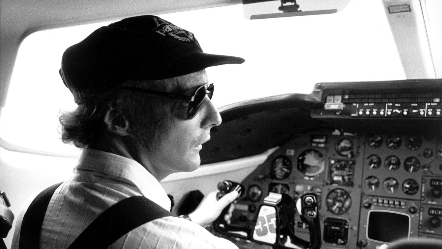 Nach seiner Karriere als Rennfahrer stieg Lauda in die Luftfahrtbranche ein.