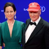 Lauda hinterlässt seiner zweiten Ehefrau Birgit zwei Zwillinge. 