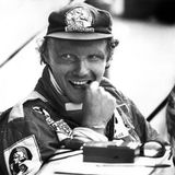 Niki Lauda 1977 während des Vortrainigs auf dem Hockenheimring für den Großen Preis von Deutschland.